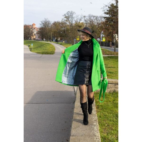 płaszcz damski Agata flauszowy wykrój online
