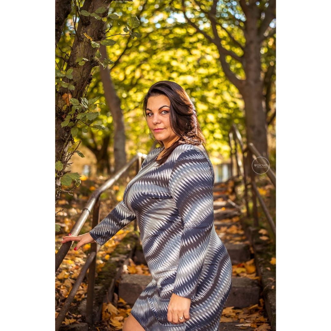 sukienka damska Kimm plus size wykrój online