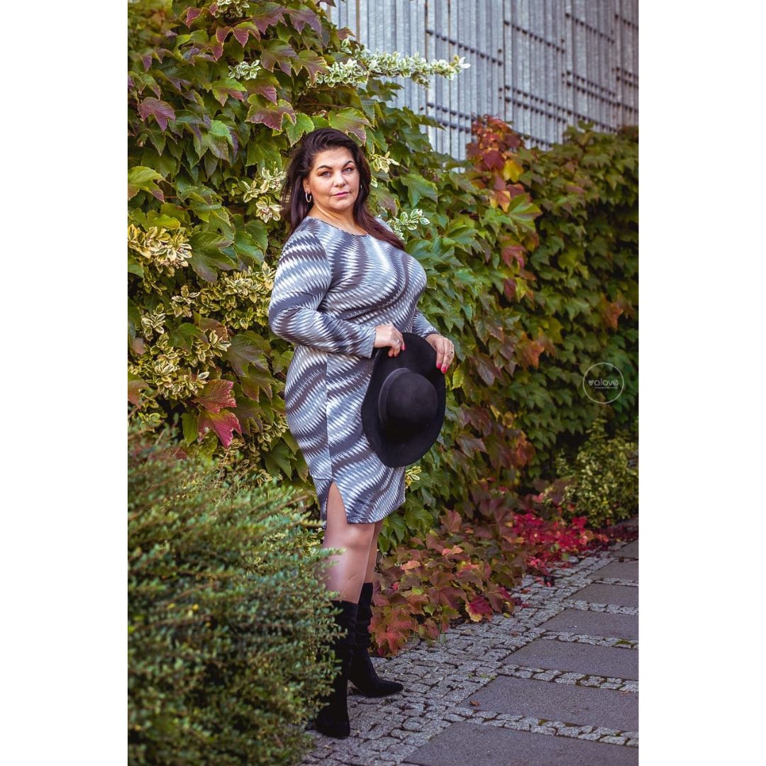 sukienka damska Kimm plus size wykrój online
